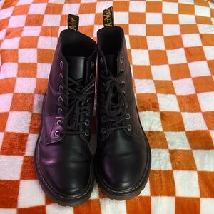 Dr. Martens Unisex Black Boots